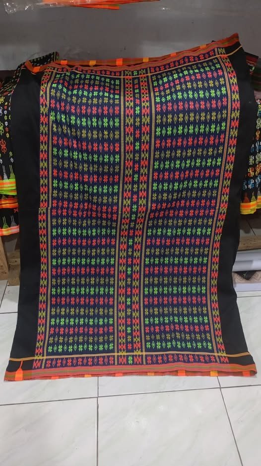 Kain Songke Motif Mata Manuk
